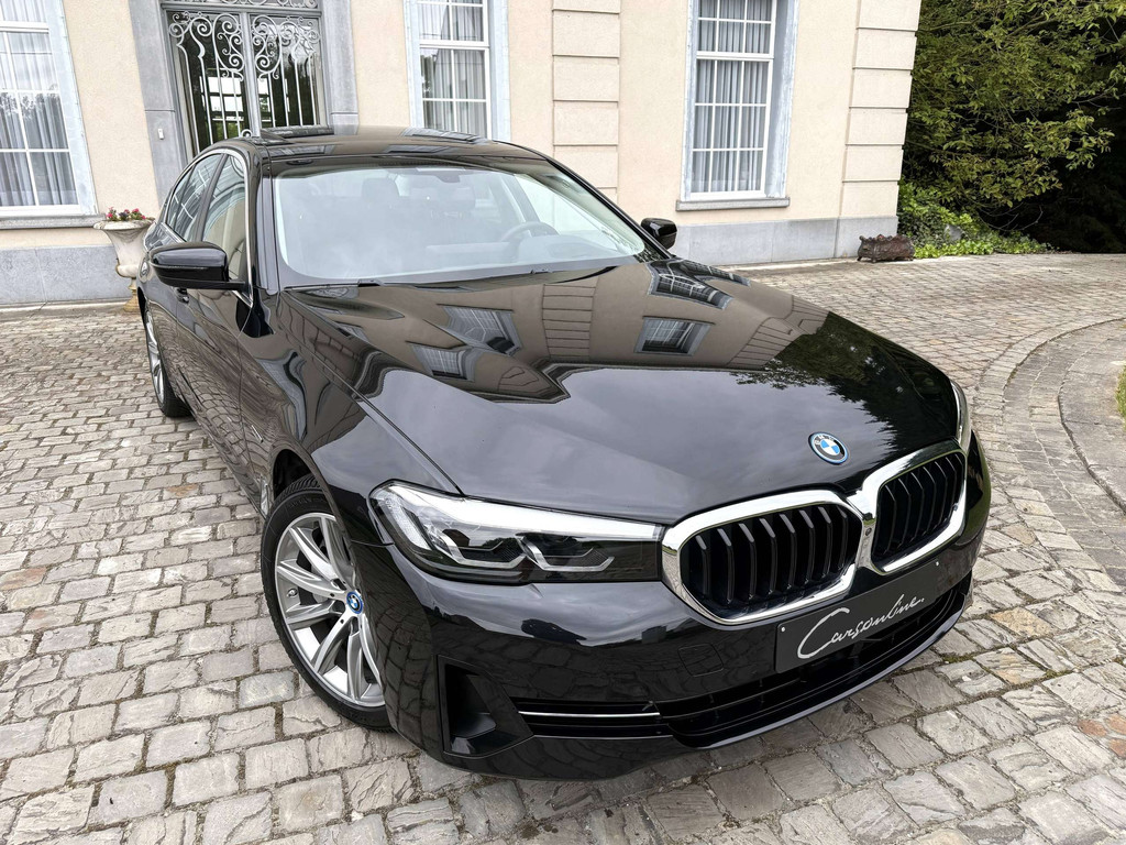 BMW 5 Serie 520 eA PHEV Open Dak, Display Key, Driving Assistant, Garantie!